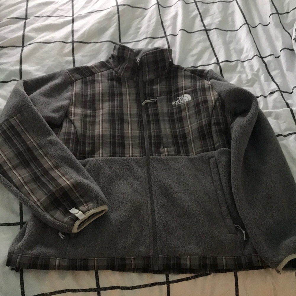 Women’s north face full zip jacket